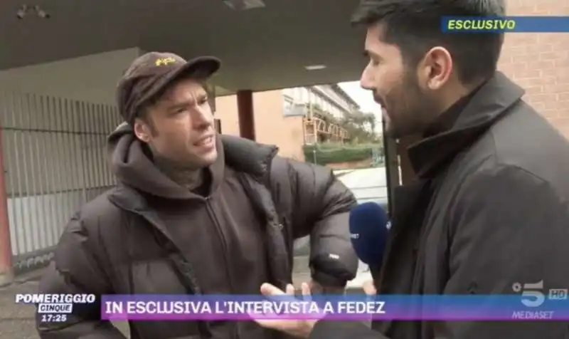 FEDEZ INTERVISTATO A POMERIGGIO CINQUE