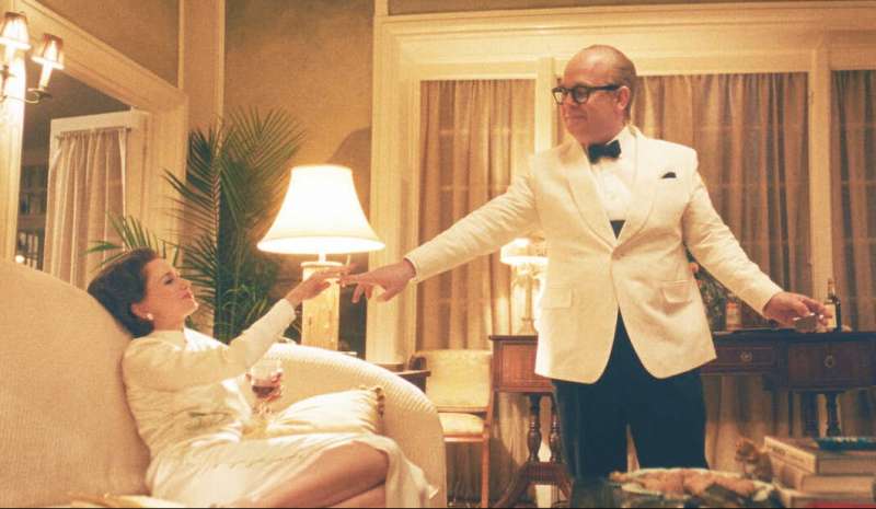 FEUD: CAPOTE VS. THE SWANS