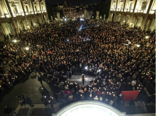 FIACCOLATA CAMPIDOGLIO PER NAVALNY 3