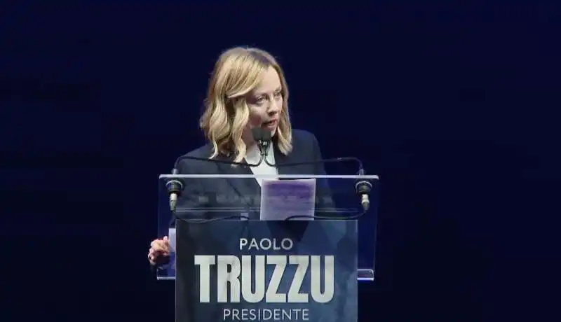 giorgia meloni   comizio per paolo truzzu   sardegna   9