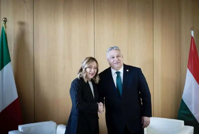 GIORGIA MELONI - VIKTOR ORBAN  