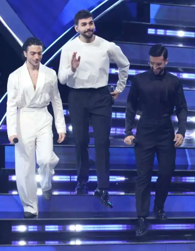 il volo in emporio armani