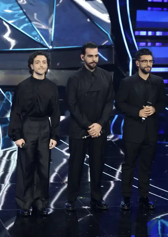 il volo in emporio armani