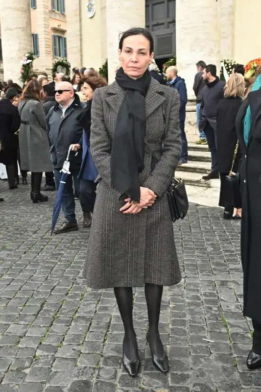 ines sastre   funerale di ira von furstenberg (21)