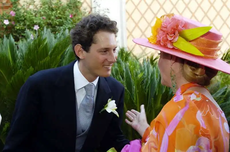 JOHN ELKANN CON LA MADRE MARGHERITA AGNELLI AL SUO MATRIMONIO CON LAVINIA BORROMEO 