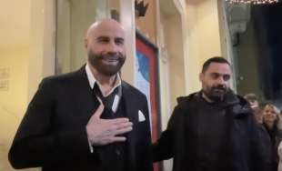 JOHN TRAVOLTA A VENTIMIGLIA PER LO SPOT U-POWER