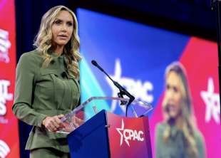 lara trump 5