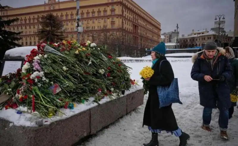 manifestazioni dopo la morte di alexei navalny 6