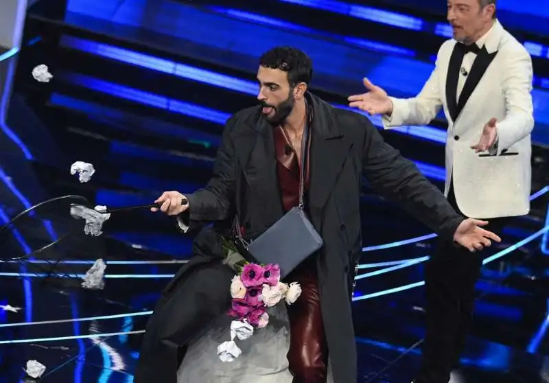 marco mengoni amadeus   prima serata sanremo 2024   