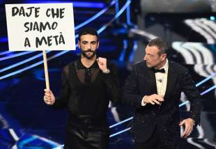 marco mengoni amadeus prima serata sanremo 2024