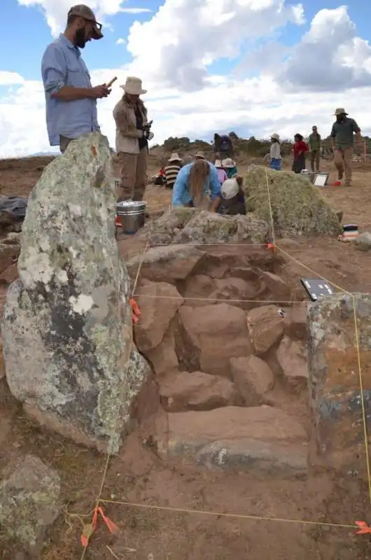 MEGALITE SCOPERTO IN PERU 