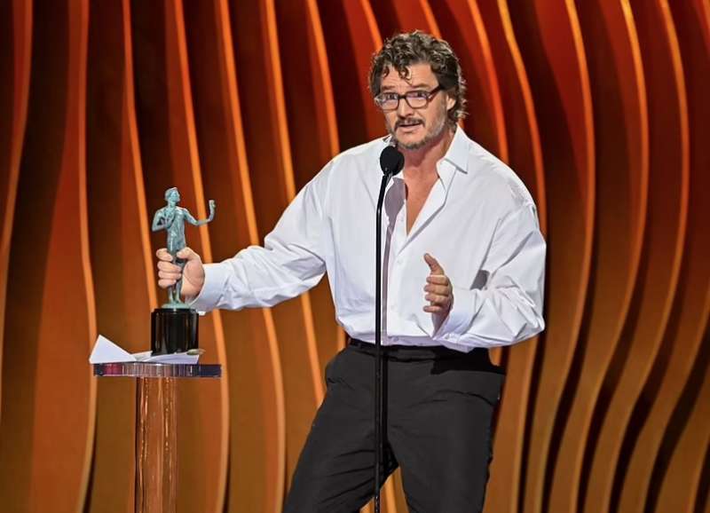 pedro pascal sag awards 2024