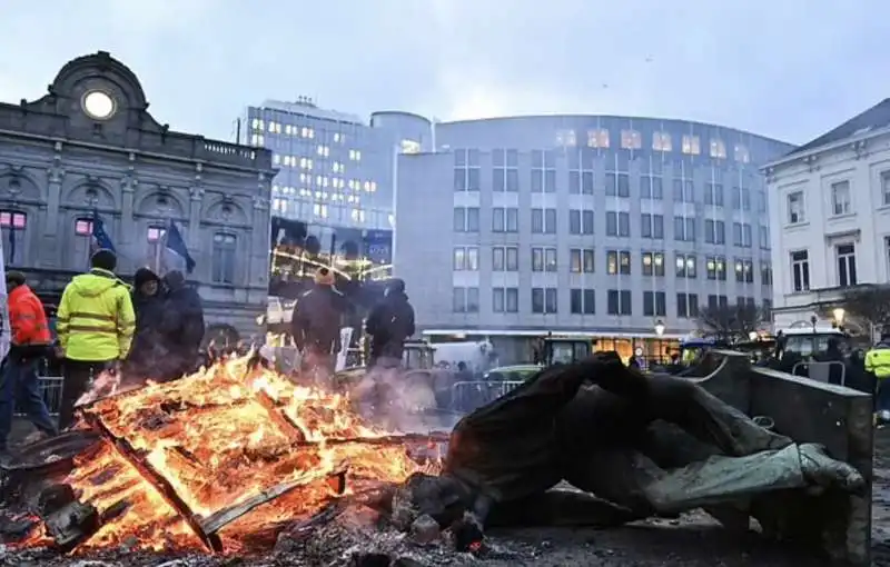 protesta degli agricoltori a bruxelles   10