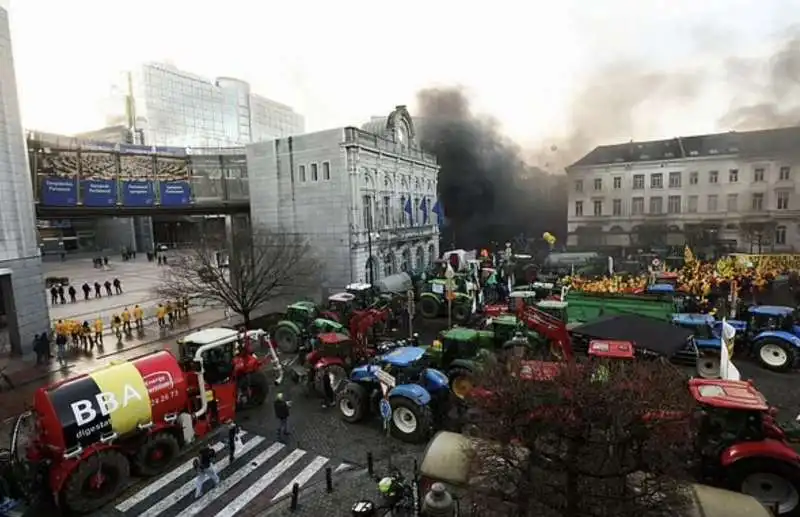 protesta degli agricoltori a bruxelles   7