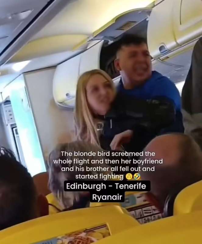 scazzo a bordo in un volo tra tenerife ed edimburgo 2