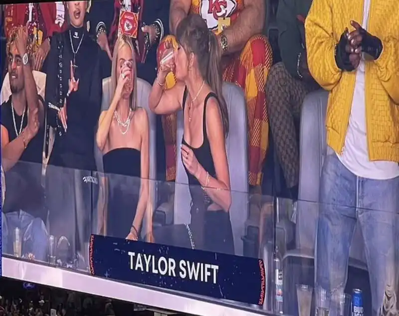 taylor swift beve al superbowl