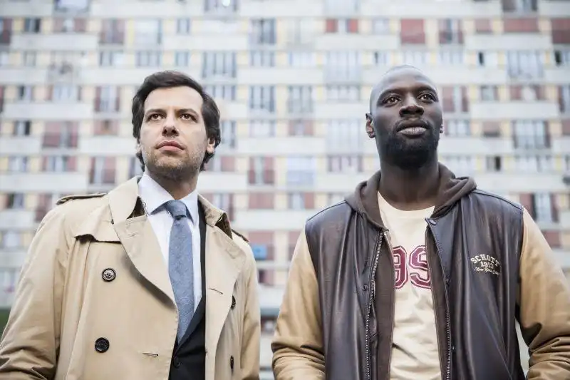 due agenti molto speciali omar sy e laurent lafitte in una scena della commedia 