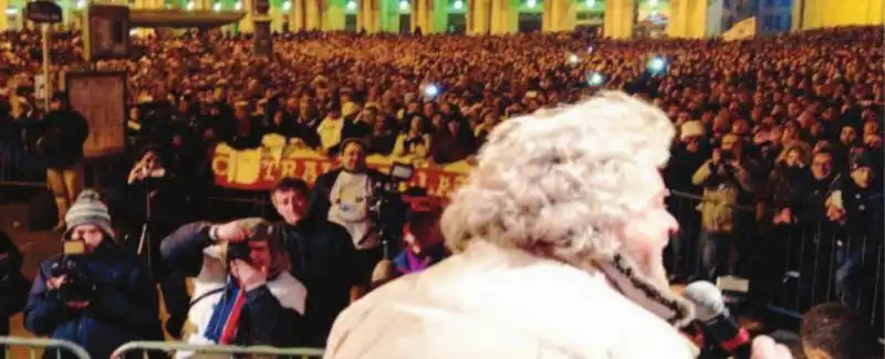 BEPPE GRILLO IN PIAZZA