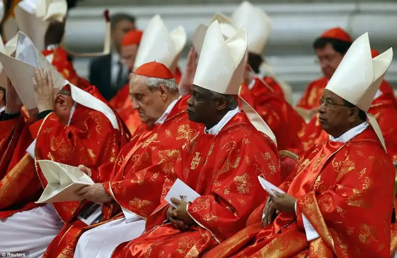 CARDINALI IN VATICANO 