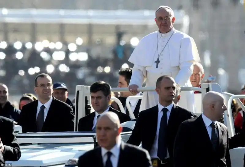 INAUGURAZIONE DI PAPA FRANCESCO BERGOGLIO 