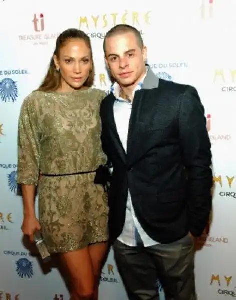 JENNIFER LOPEZ E CASPER SMART