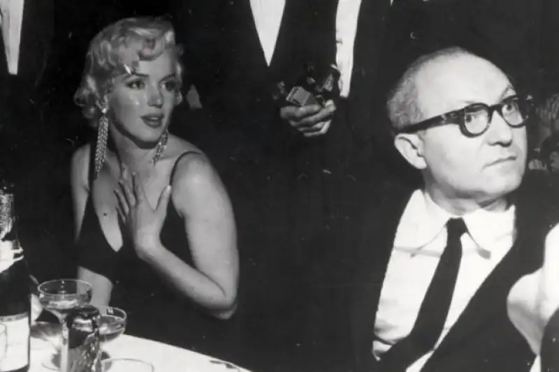 MARILYN MONROE E IL SUO MAESTRO DI RECITAZIONE LEE STRASBERG 