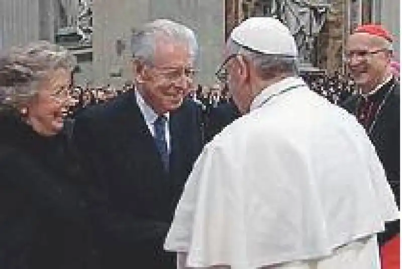 MARIO MONTI E LA MOGLIE ELSA CON PAPA BERGOGLIO E BERTONE jpeg