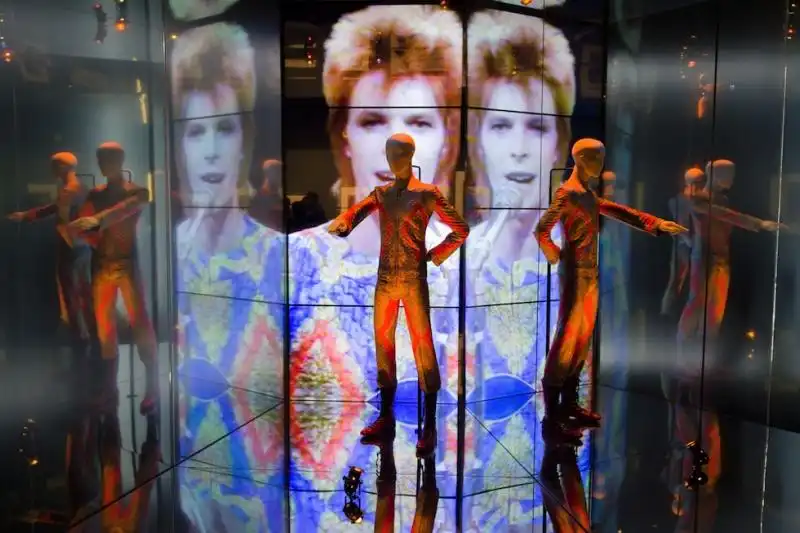 MOSTRA BOWIE A LONDRA 