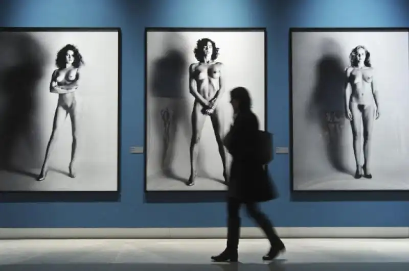 MOSTRA HELMUT NEWTON AL PALAZZO DELLE ESPOSIZIONI DI ROMA jpeg