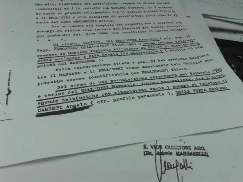 RAPPORTO CRIMINALPOL DEL 28 MARZO 1985  FIRMATO DA MANGANELLI DOPO UNA LUNGA INDAGINE SUGLI AFFARI DELLA MAFIA A MILANO.jpg