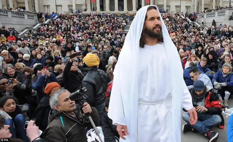 VENERDI' SANTO A LONDRA, TRAFALGAR SQUAR