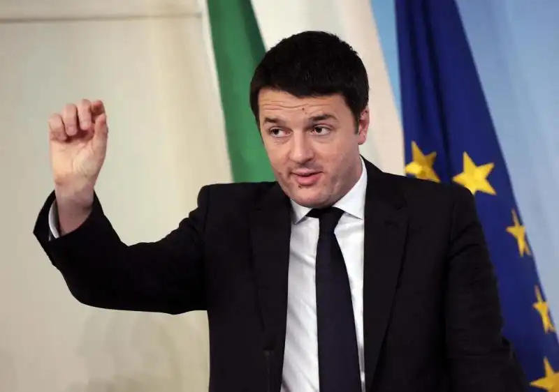 MATTEO RENZI IN CONFERENZA STAMPA A PALAZZO CHIGI FOTO LAPRESSE 