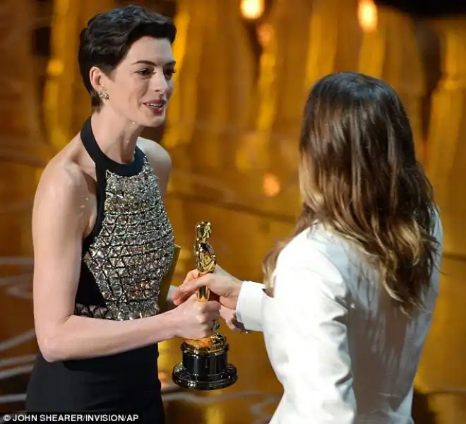 anne hathaway premia jared leto 