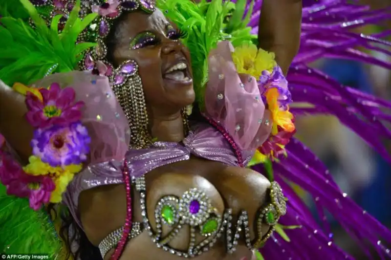 Ballerina della Sao Clemente samba school 