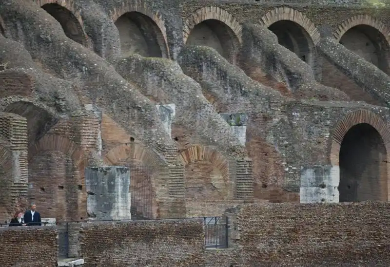 BARACK OBAMA IN VISITA AL COLOSSEO FOTO LAPRESSE 