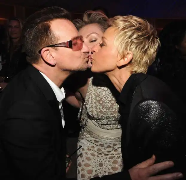 Bono con Portia De rossi e Ellen Degeneres 