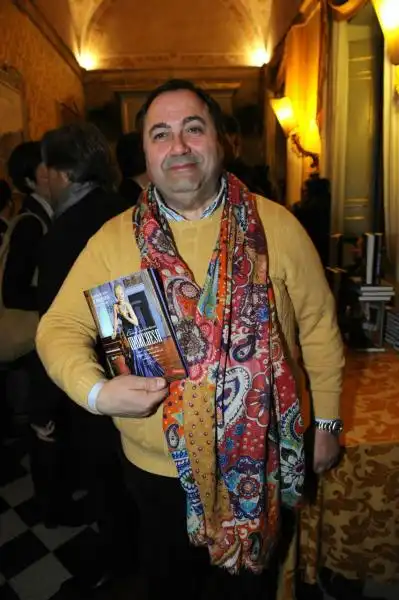 Bruno con il libro della Marchesa 