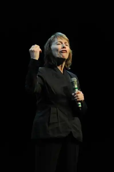 Camille Paglia durante il suo intervento alla sala Petrassi 