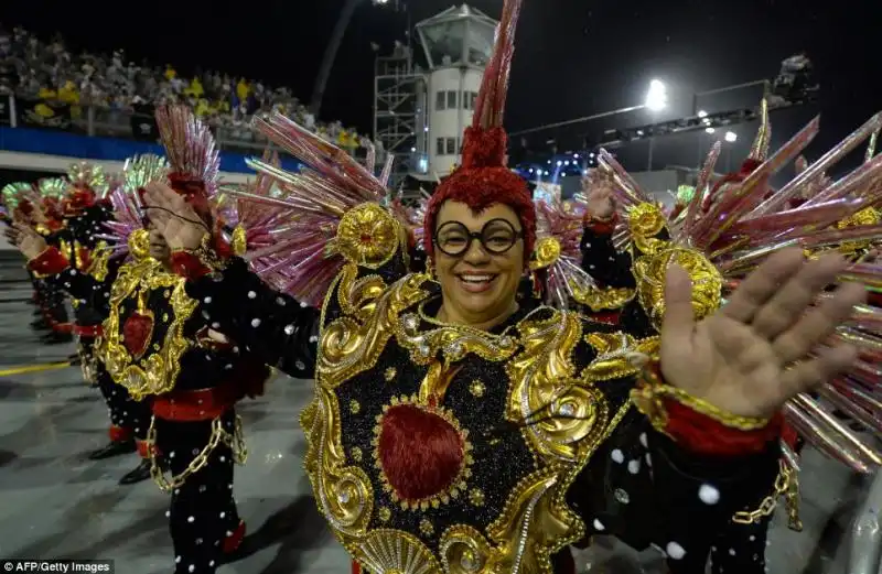 Il carnevale brasiliano attira milioni di visitatori 