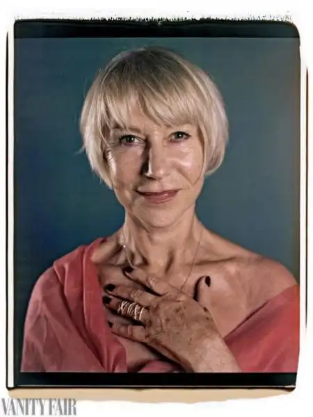 HELEN MIRREN FOTO DI CHUCK CLOSE PER VANITY FAIR 