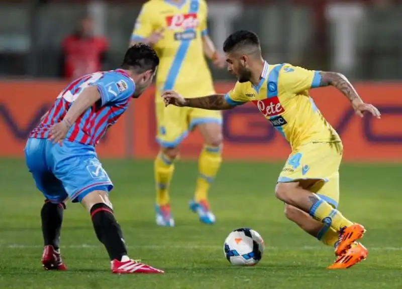 INSIGNE IN CATANIA NAPOLI 