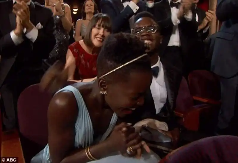 lupita nyong o vince l oscar 