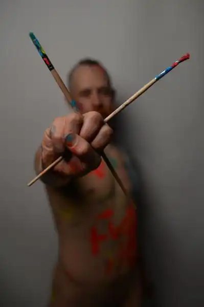 NAKEDPAINTING 