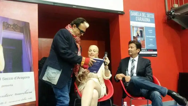 PRESENTAZIONE DEL LIBRO DI DANI DEL SECCO A MILANO 