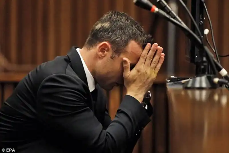 Il processo a Pistorius viene seguito da tutto il mondo 