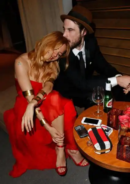 Sienna Miller e Tom Sturridge 