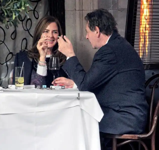 trinny woodall a pranzo con charles saatchi nello stesso ristorante in cui strozzo nigella lawson 