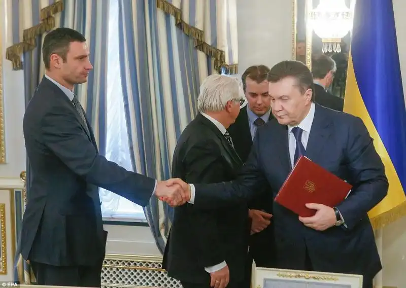 Yanukovich incontra il leader dell opposizione Vitali Klitschko 