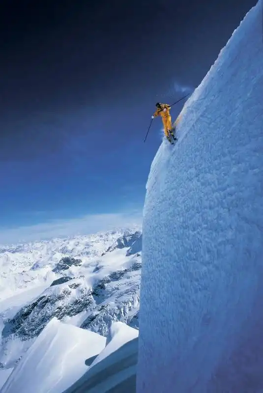 9. extreme skiing at grand targhee wyoming