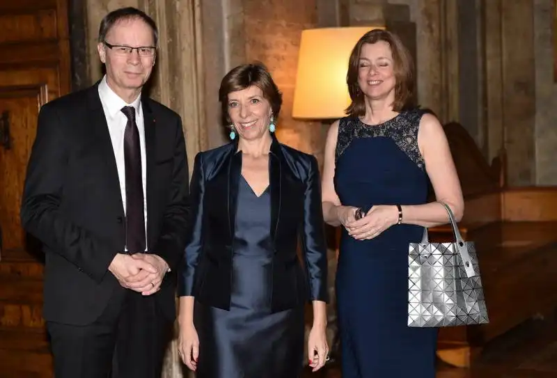 catherine colonna col premio nobel  jean tirole e la moglie